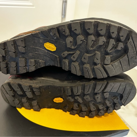 La Sportiva Trango Tech Leather Goretex Boots - Picture 4 of 8